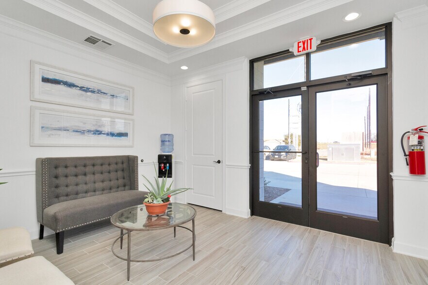 More Photos Of 30625 Kingsland Blvd, Brookshire Medical For Lease