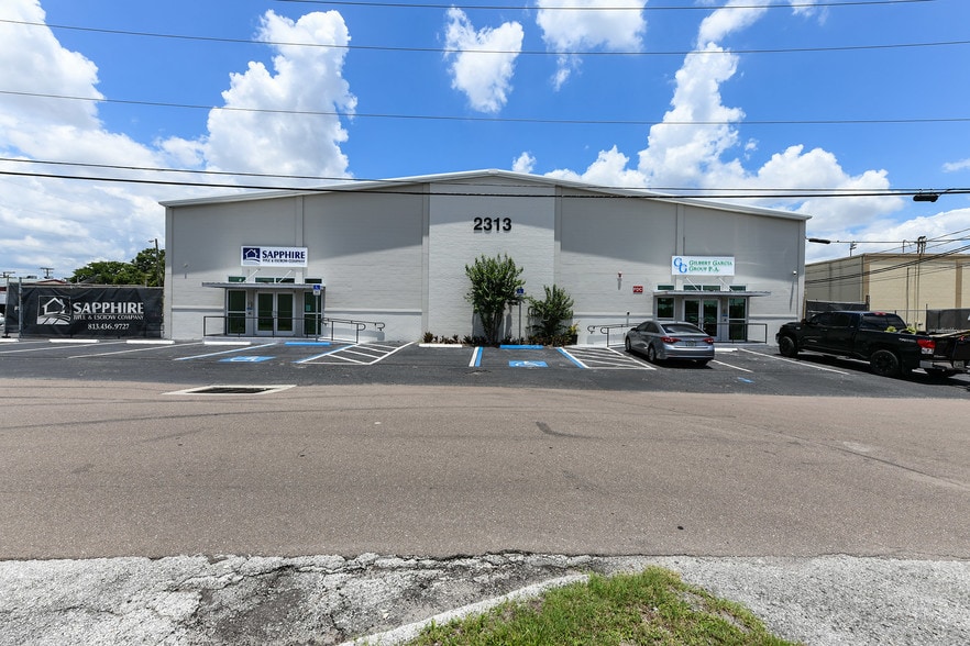 More Photos Of 2313 W Violet, Tampa Medical For Lease
