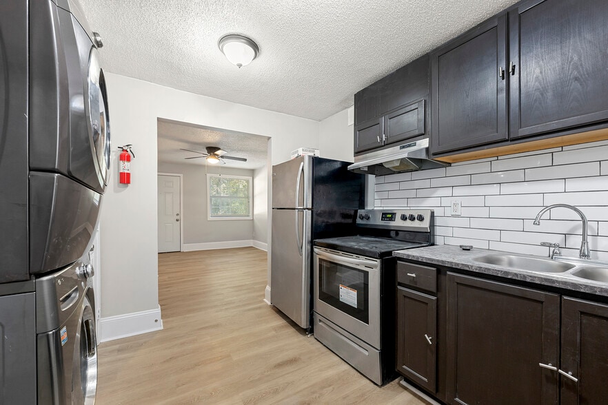 More Photos Of 150 Fairfield Pl NW, Atlanta Apartments For Sale