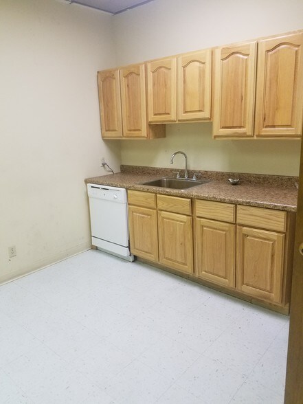 More Photos Of 416 N Stanton St, El Paso Office For Lease