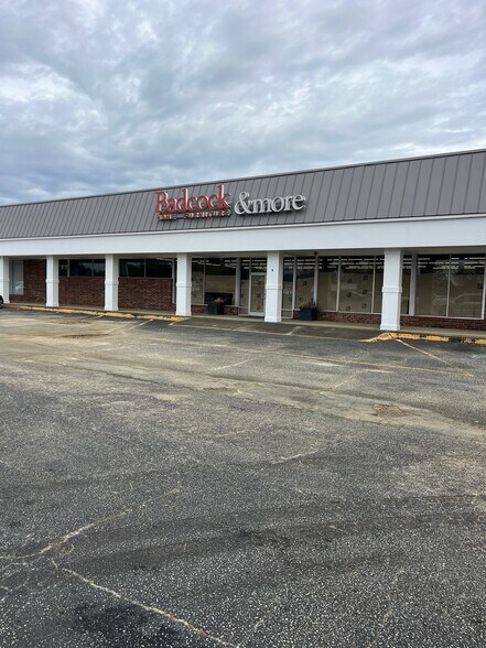 Primary Photo Of 209 N Church St, Lake City Storefront For Sale