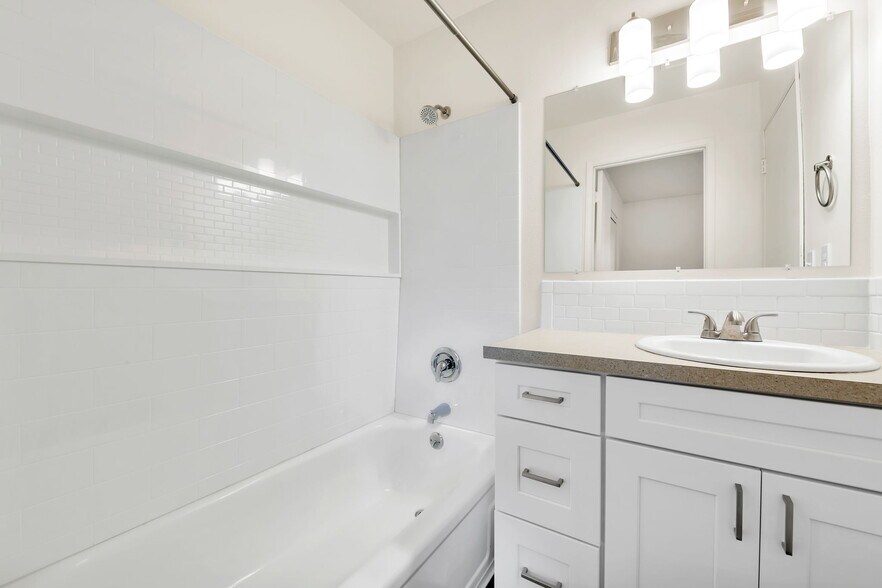 More Photos Of 17726 SE Division St, Portland Apartments For Sale