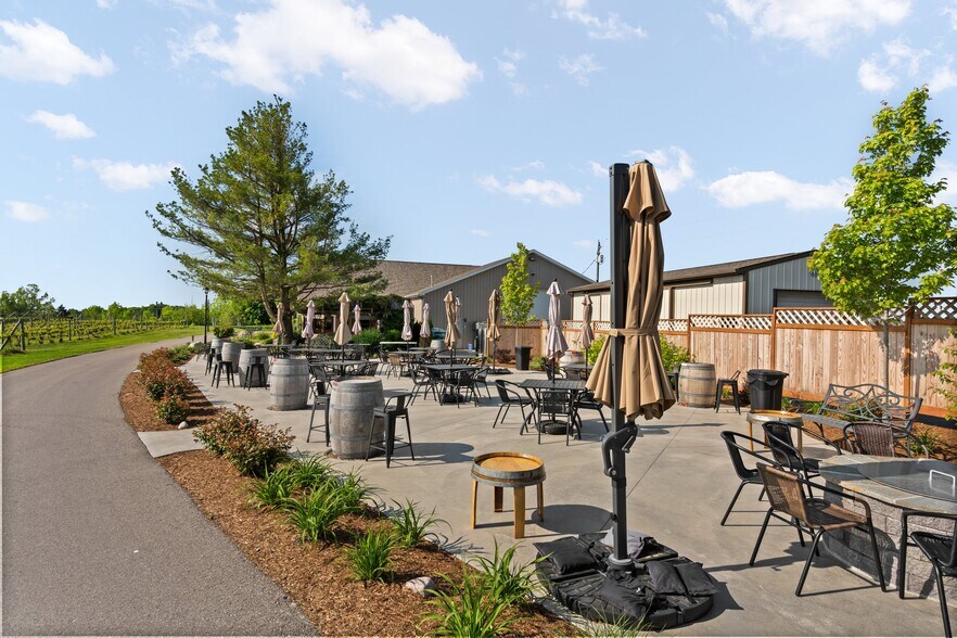 More Photos Of 10343 E Hilltop Rd, Suttons Bay Winery Vineyard For Sale