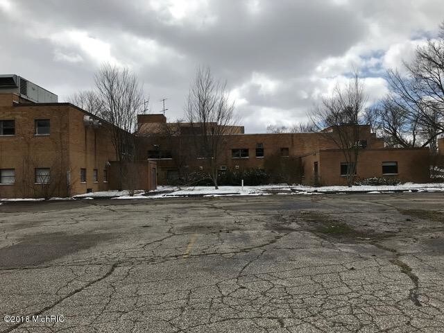 More Photos Of 15198 N Main St, Buchanan Office For Sale