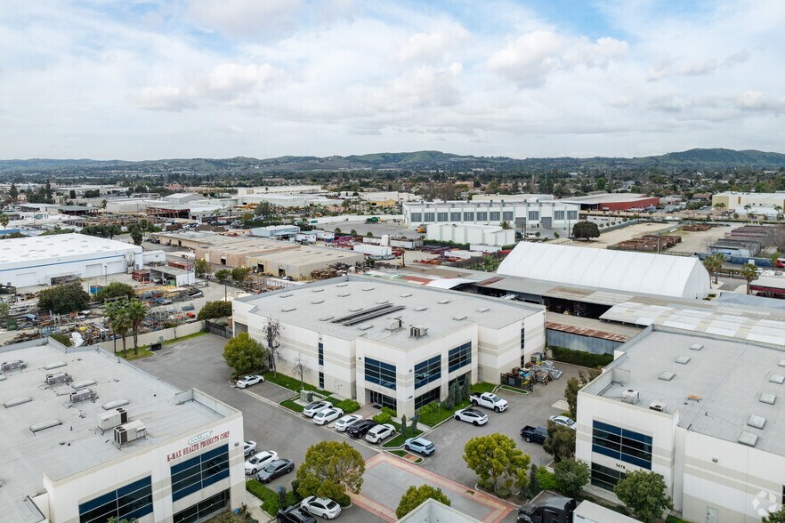 More Photos Of 1488 E Mission Blvd, Pomona Distribution For Sale