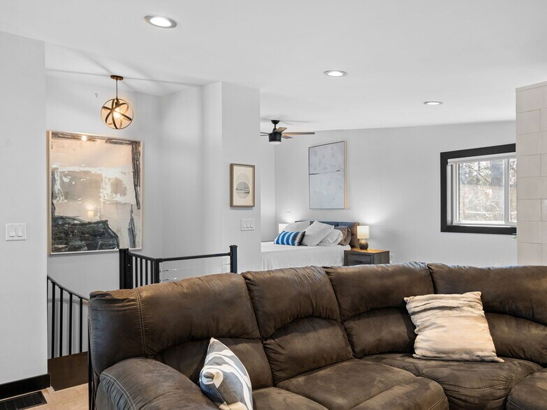 More Photos Of 1323 Cass St, Traverse City Flex For Sale