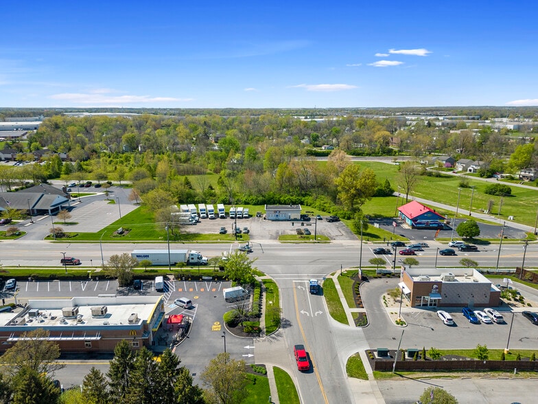 More Photos Of 3363 Broadway, Grove City Auto Repair For Sale