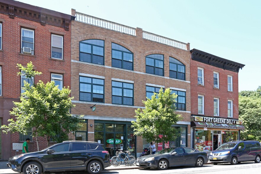 Primary Photo Of 322 Myrtle Ave, Brooklyn Storefront Retail Residential For Lease