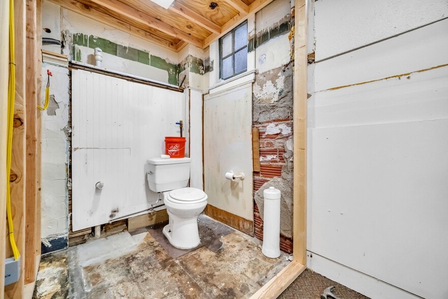 More Photos Of 1386 Cranford Ave, Lakewood Storefront Retail Residential For Sale