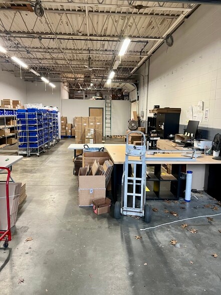 More Photos Of 200 Lavan St, Warwick Light Manufacturing For Lease