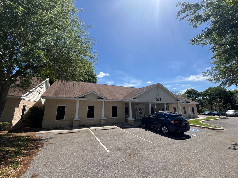 More Photos Of 533 Medical Oaks Ave, Brandon Office For Sale
