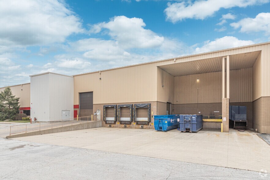 More Photos Of 711 E Porter Rd, Muskegon Manufacturing For Lease