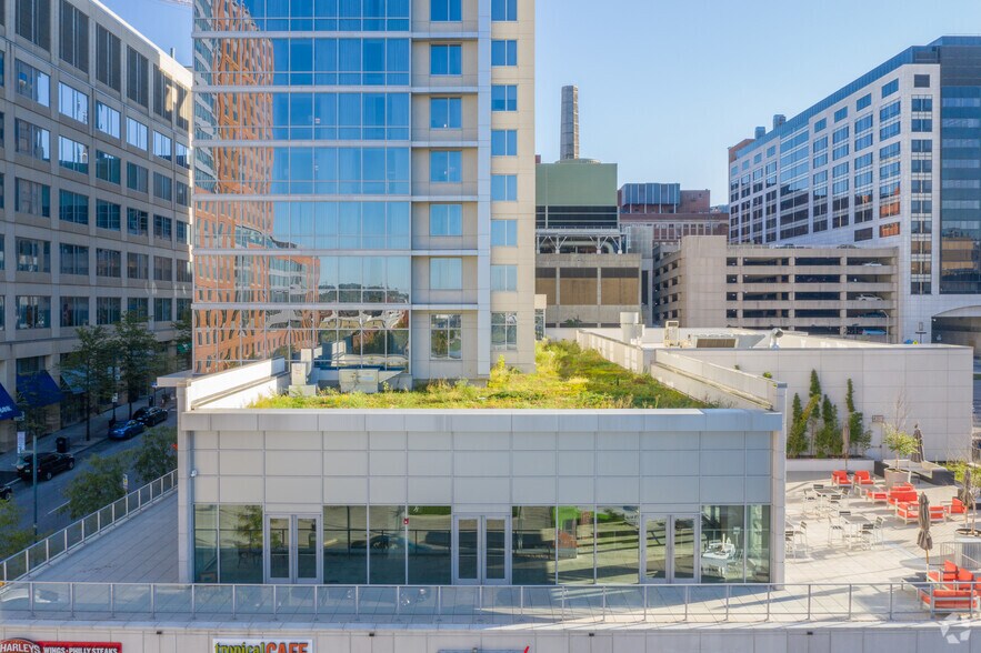 More Photos Of 800 N Wolfe St, Baltimore Hotel For Lease