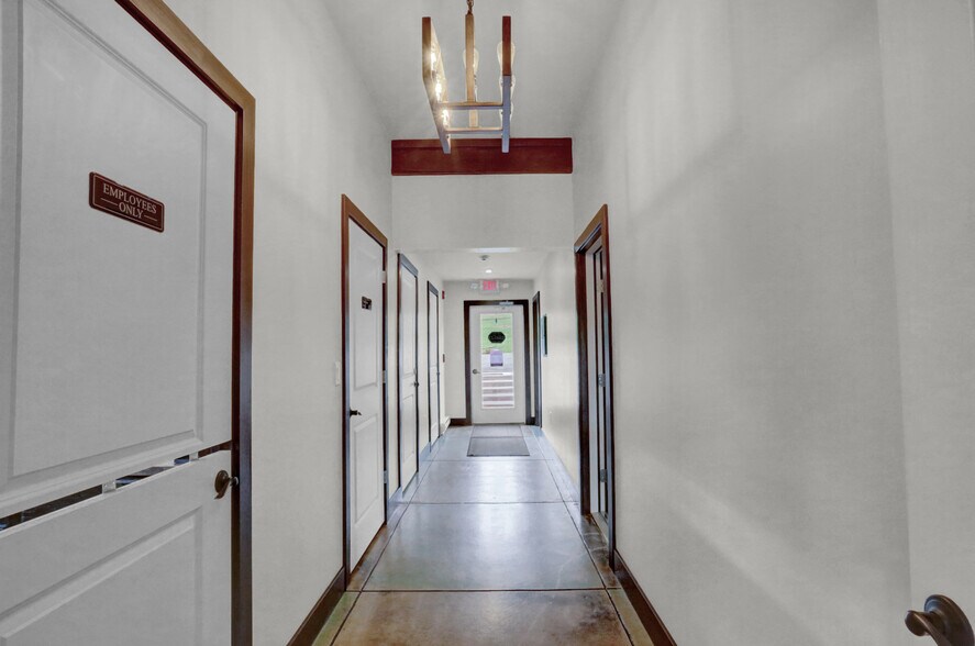 More Photos Of 596 Harman Rd, Halifax Winery Vineyard For Sale