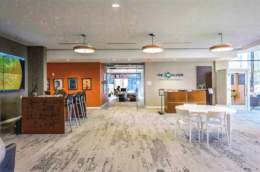 More Photos Of 1 Haywood St, Asheville Bank For Lease