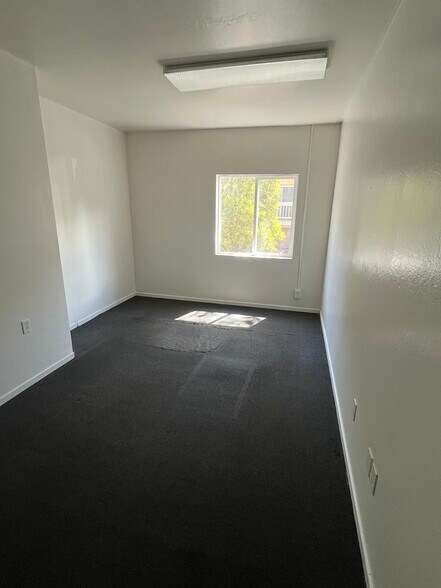 More Photos Of 31 Soledad Dr, Monterey Medical For Lease