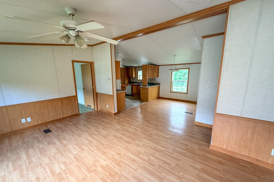 More Photos Of 3033 Theodore Roosevelt Hwy, Waterbury Convenience Store For Sale