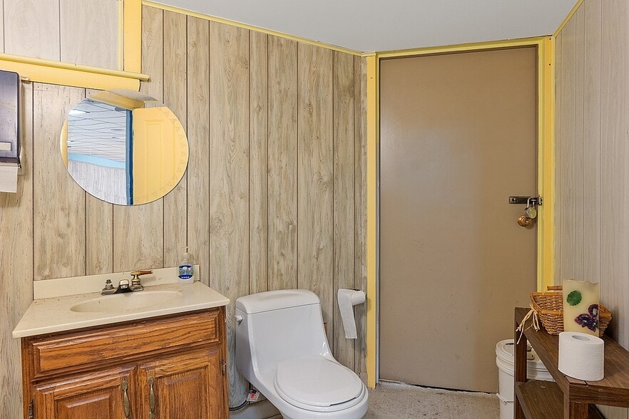 More Photos Of 78 Daniels St, Fitchburg Bowling Alley For Sale