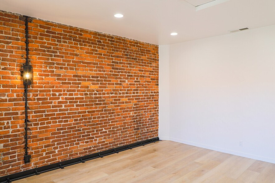 More Photos Of 1138-1140 Westwood Blvd, Los Angeles Storefront Retail Office For Lease