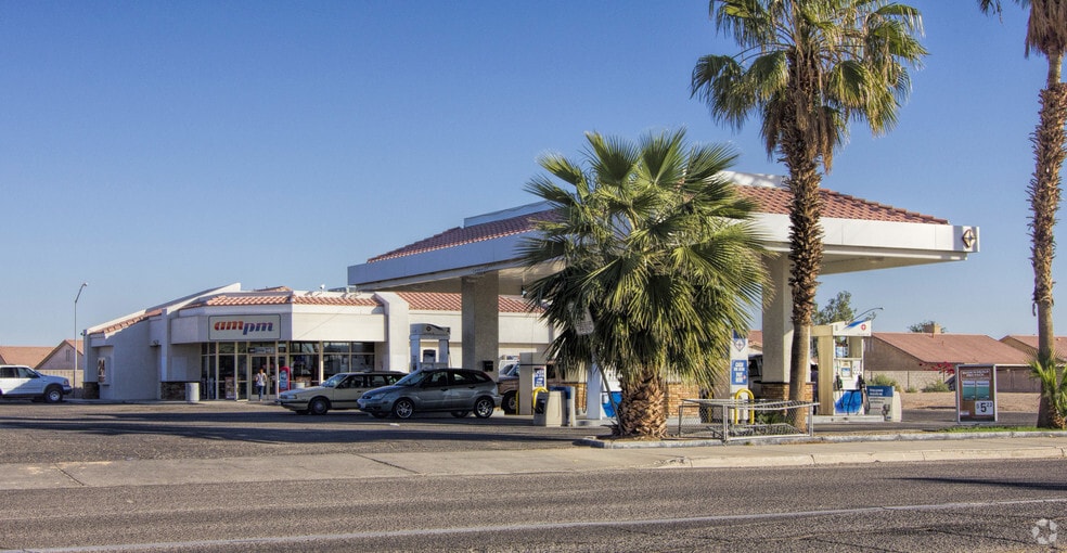 Primary Photo Of 205 E 15th St, Imperial Convenience Store For Sale