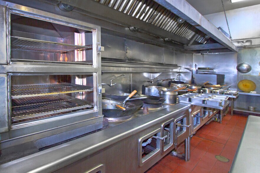 More Photos Of 2239-2245 Judah St, San Francisco Restaurant For Lease