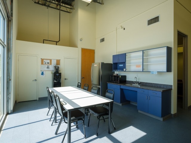 More Photos Of 12508 Jones Maltsberger Rd, San Antonio Office For Lease