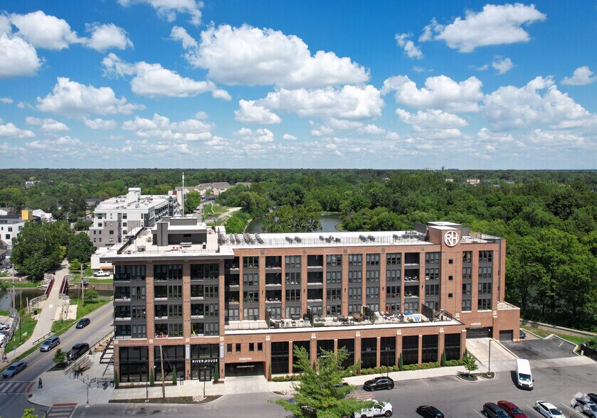More Photos Of 6311 E Westfield Blvd, Indianapolis Apartments For Lease