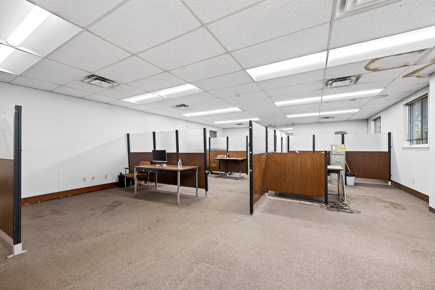 More Photos Of 7 Hackett Dr, Tonawanda Industrial For Sale
