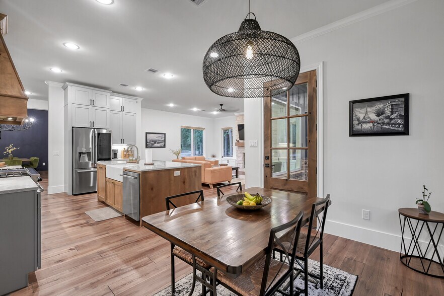 More Photos Of 15937 Stagecoach Rd, Stagecoach Specialty For Sale