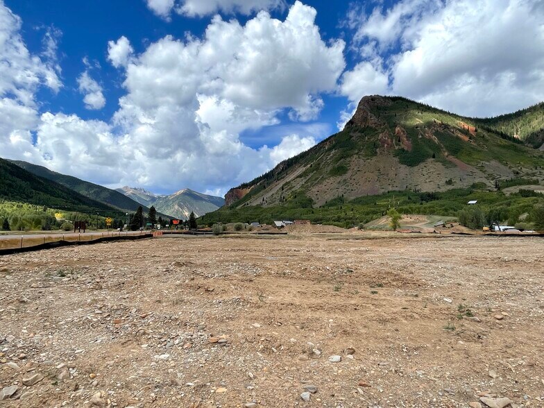 More Photos Of TBD 5th and Reese St, Silverton Land For Sale