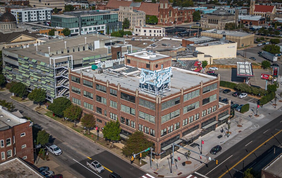 More Photos Of 1101 N Broadway Ave, Oklahoma City Loft Creative Space For Lease