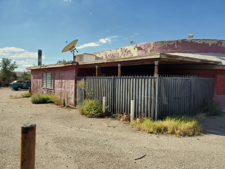 More Photos Of 19306 National Trails Hwy, Oro Grande Bar For Sale