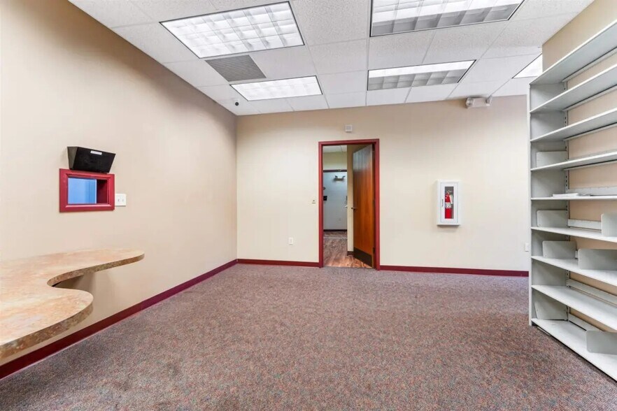 More Photos Of 180 Knights Way, Fond Du Lac Medical For Sale