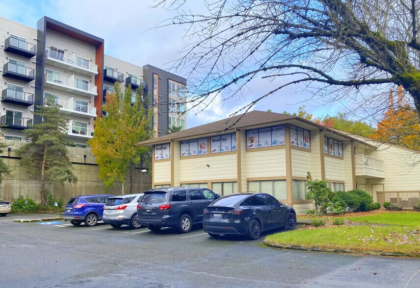 More Photos Of 16455 NE 85th St, Redmond Medical For Sale