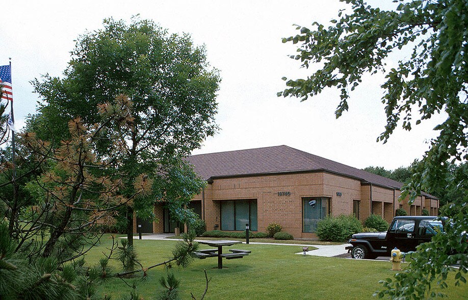 Primary Photo Of , Flossmoor Office For Sale