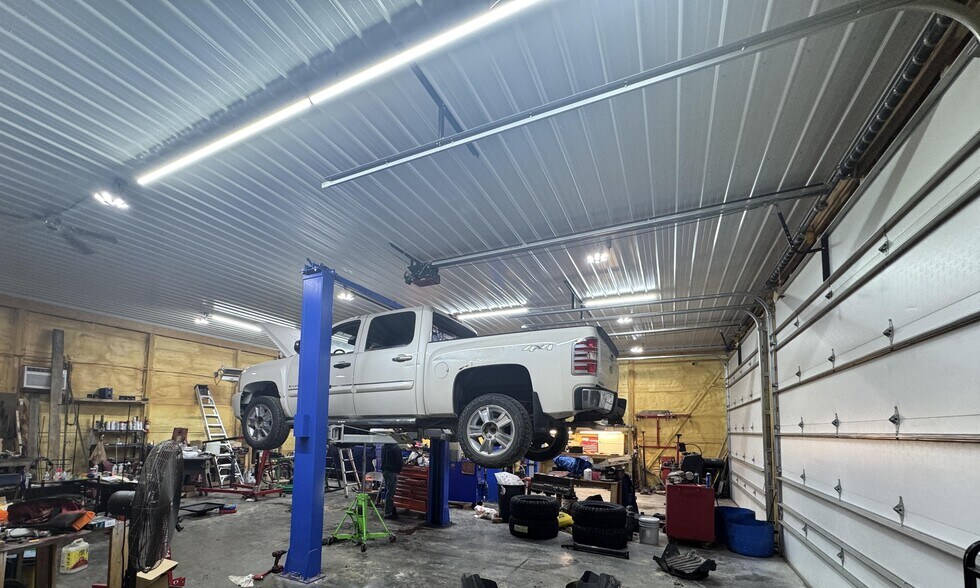 More Photos Of 25828 Highway 129, Green City General Retail For Sale