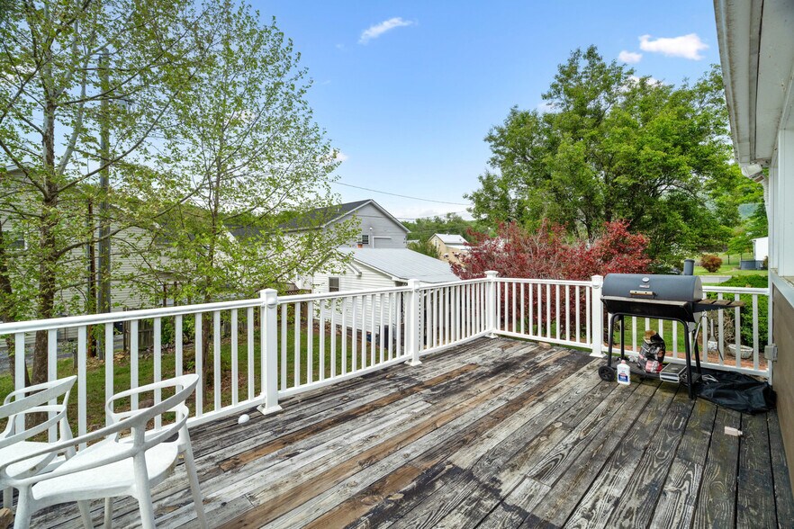 More Photos Of 217 W 28th St, Buena Vista Apartments For Sale
