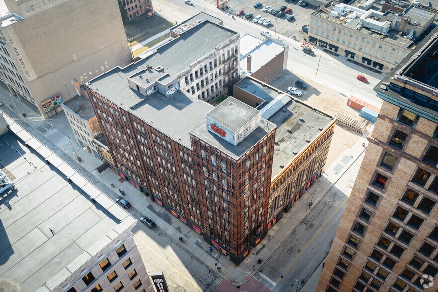 More Photos Of 243 N Huron St, Toledo Medical For Lease