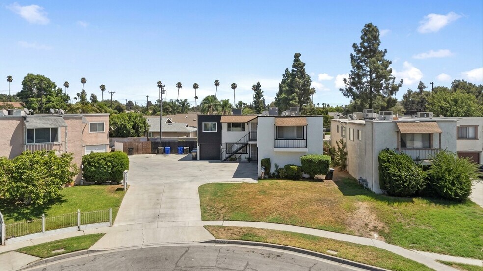 More Photos Of 9221 Wheeler Ct, Fontana Apartments For Sale