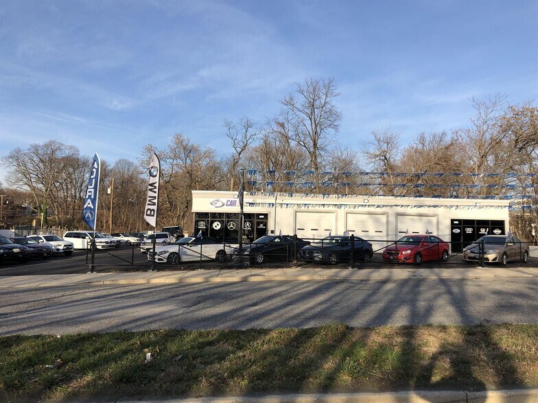 More Photos Of 3000 Liberty Heights Ave, Baltimore Auto Dealership For Lease