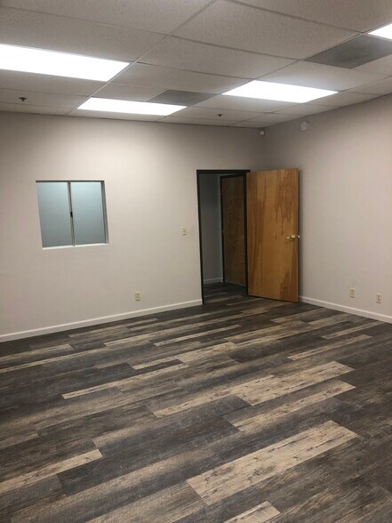 More Photos Of 5468 Skylane Blvd, Santa Rosa Research And Development For Lease