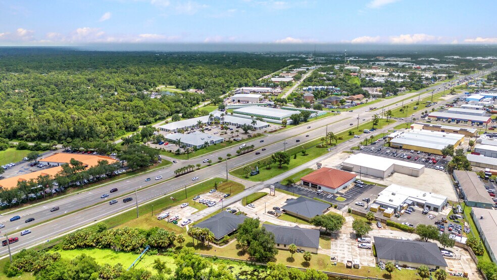 More Photos Of 983 Tamiami Trl, Port Charlotte Office For Lease