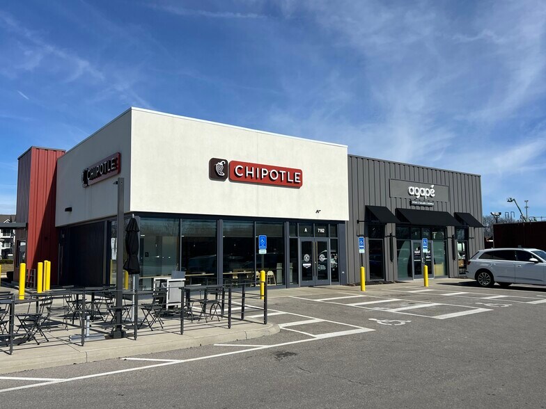 More Photos Of 7140-7162 Longhorn Dr, Sunbury Storefront For Sale