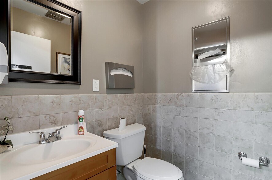 More Photos Of 2470 S Winchester Blvd, Campbell Office For Lease