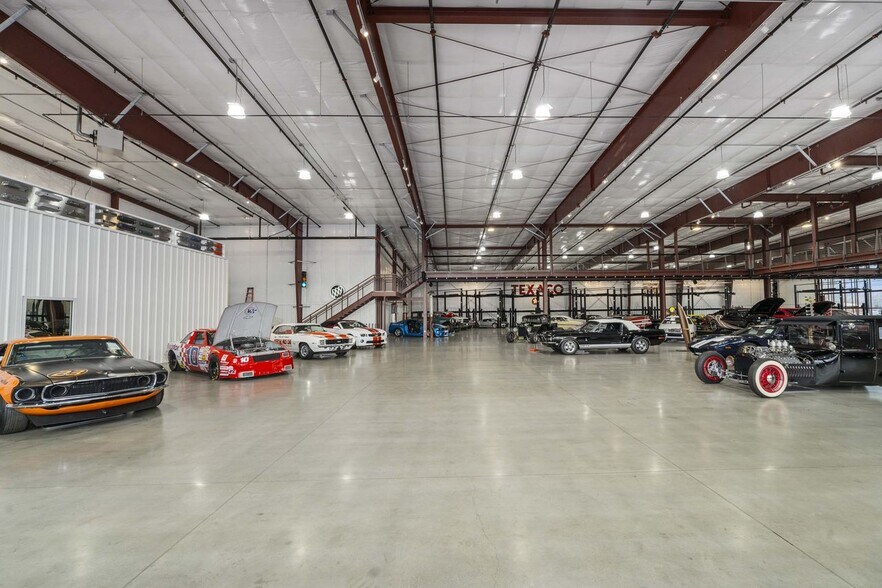 More Photos Of 1920 Garrett St, Enumclaw Industrial For Sale