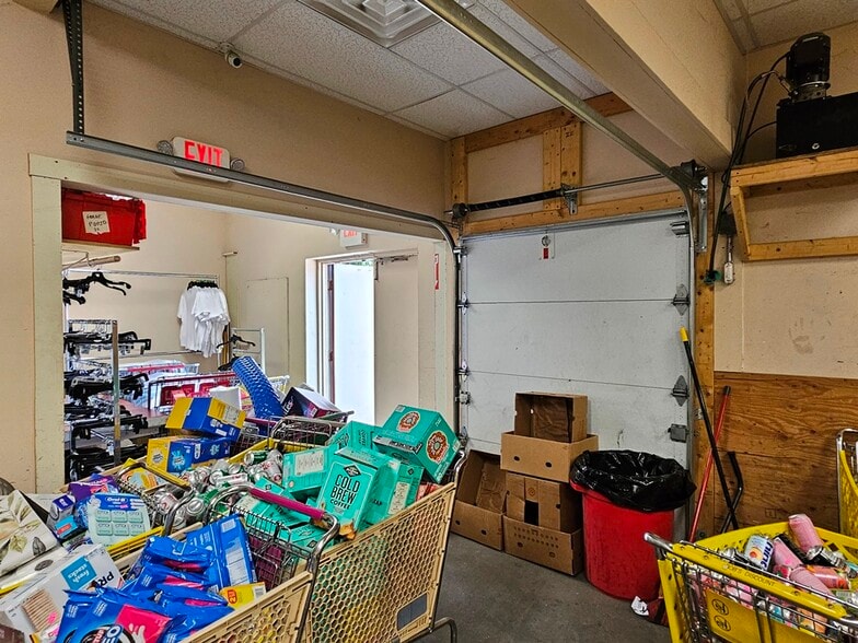 More Photos Of 371 West St, Keene General Retail For Sale