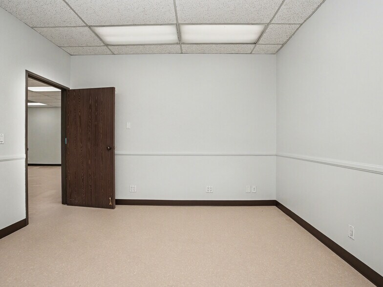 More Photos Of 214 Standard St, El Segundo Office For Lease