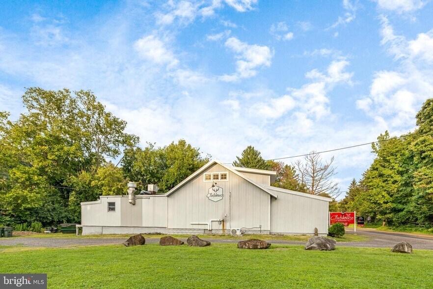 More Photos Of 1821 River Rd, Upper Black Eddy Restaurant For Sale