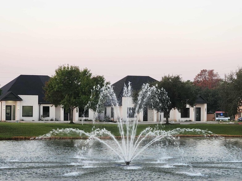 Primary Photo Of 21404 Provincial, Katy Medical For Sale