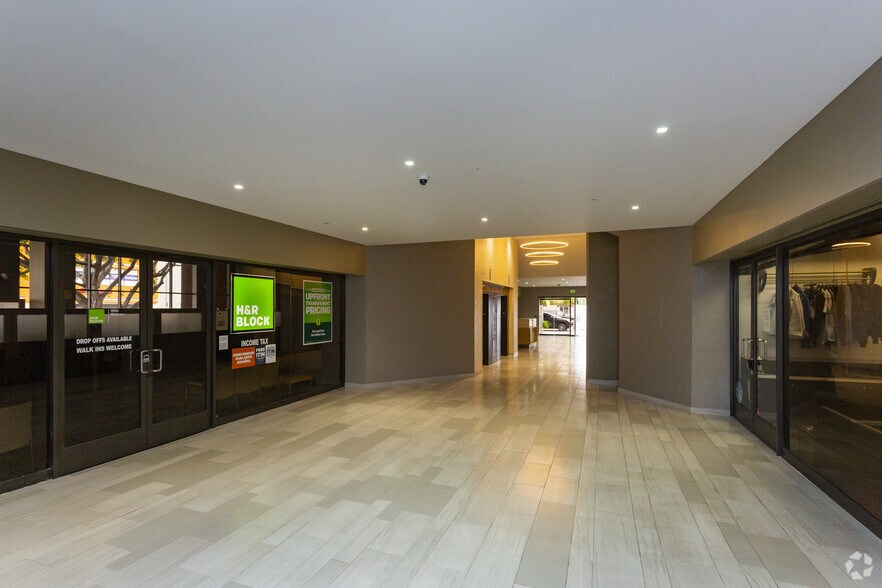 More Photos Of 4929 Wilshire Blvd, Los Angeles Office For Lease